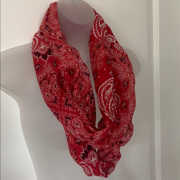 Accessories - Red paisley infinity scarf